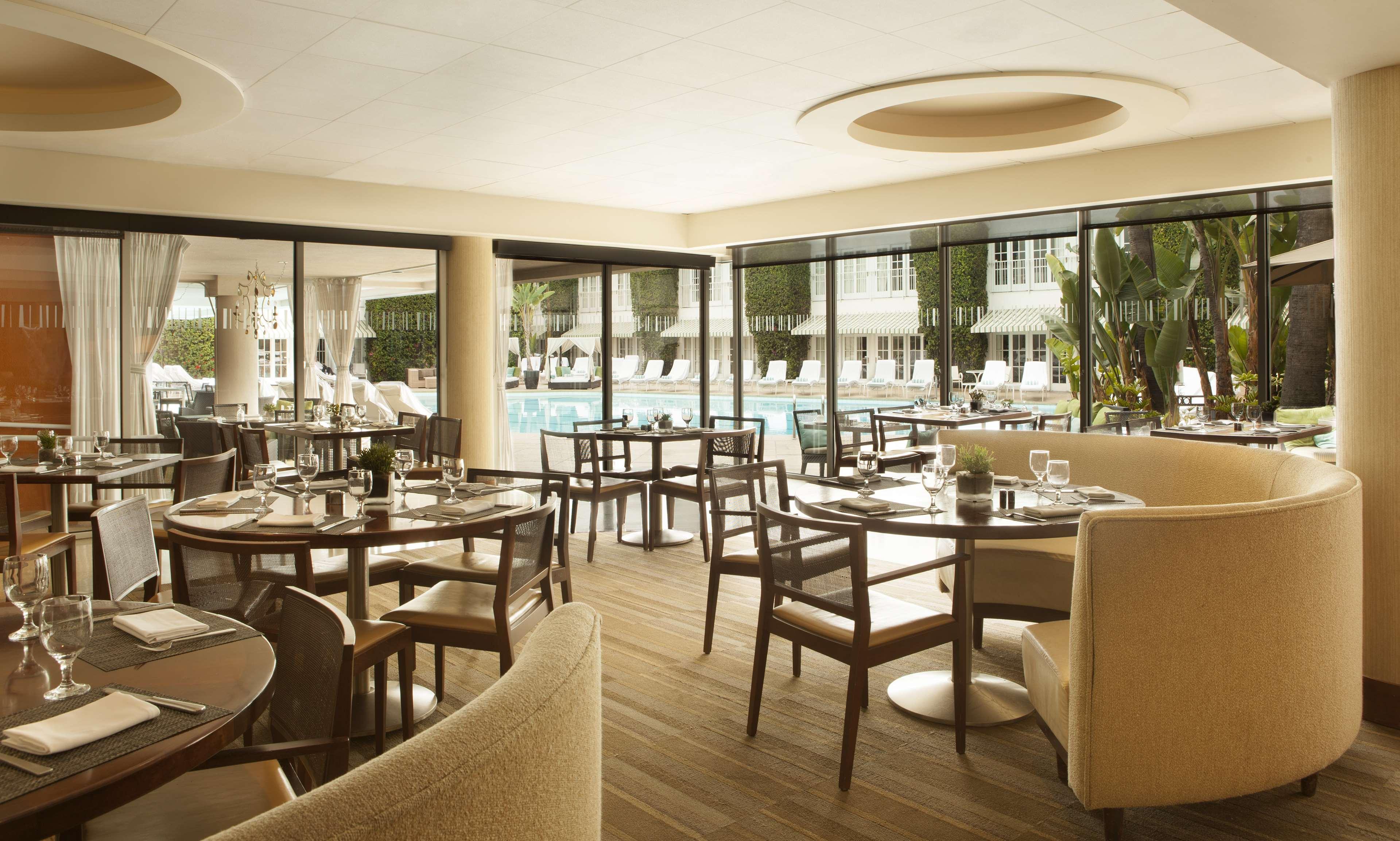 The Beverly Hilton 4*